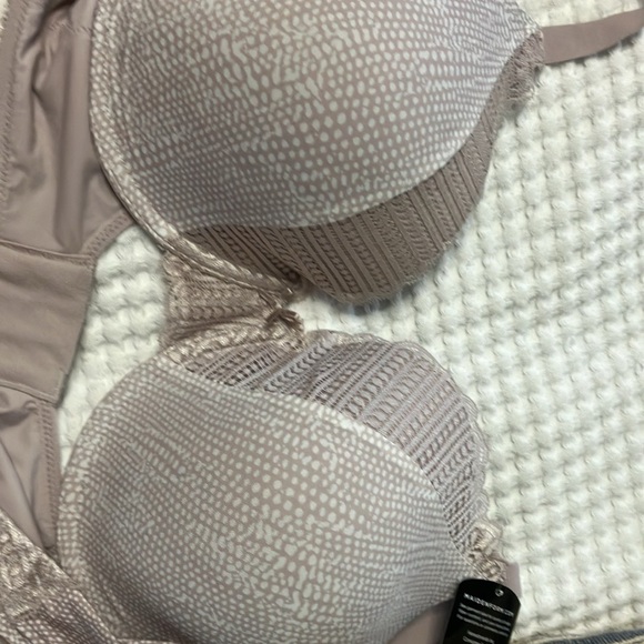 NWT Maidenform T-shirt Bra 42C - Picture 6 of 6